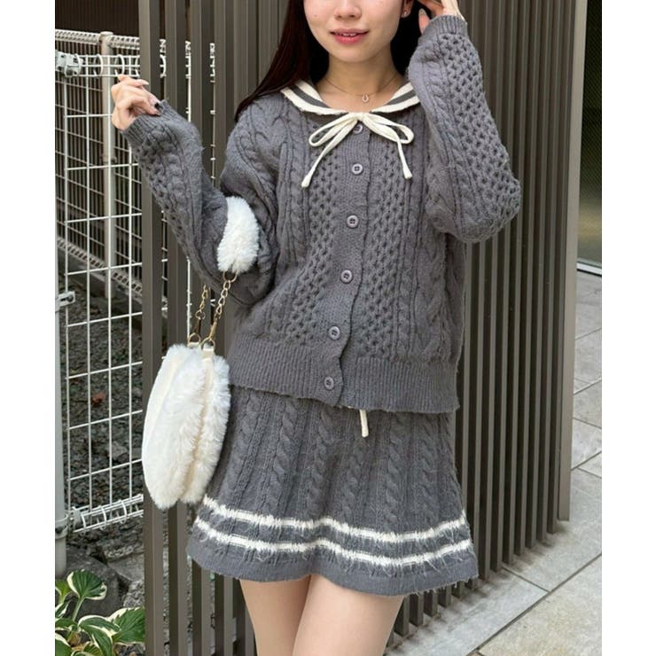 セットアップ】起毛ケーブルニット×ミニスカート[品番：OLOW0017443