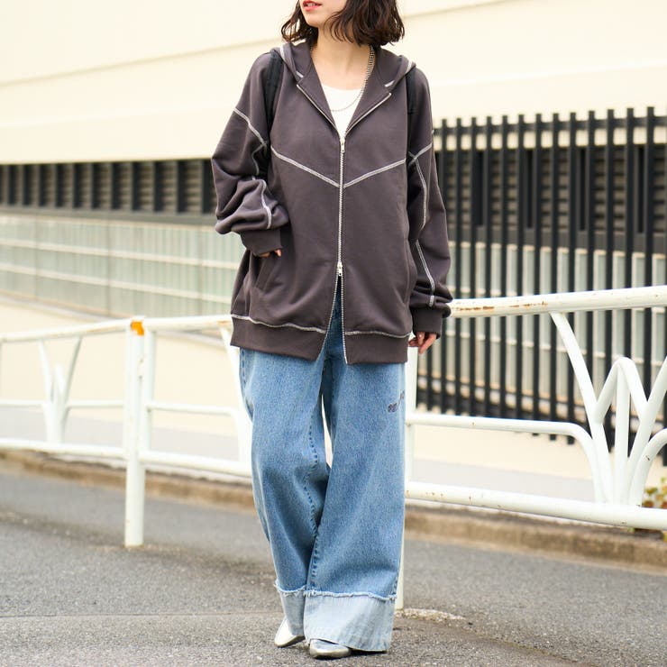 古着リメイク　ゆったりオリーブカーキパーカーと３段ティアードパッチワークワンピ 古着リメイク ゆったりオリーブカーキパーカーと3段ティアード