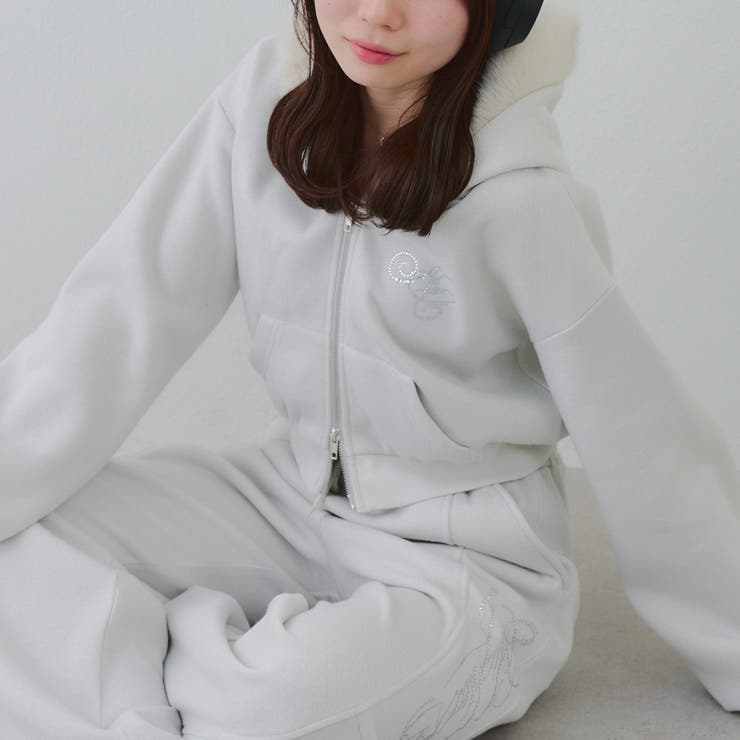 アイボリー | 裏起毛で暖かい、ラメファーパーカー | RMAF　NICE CLAUP / OLIVE des OLIVE