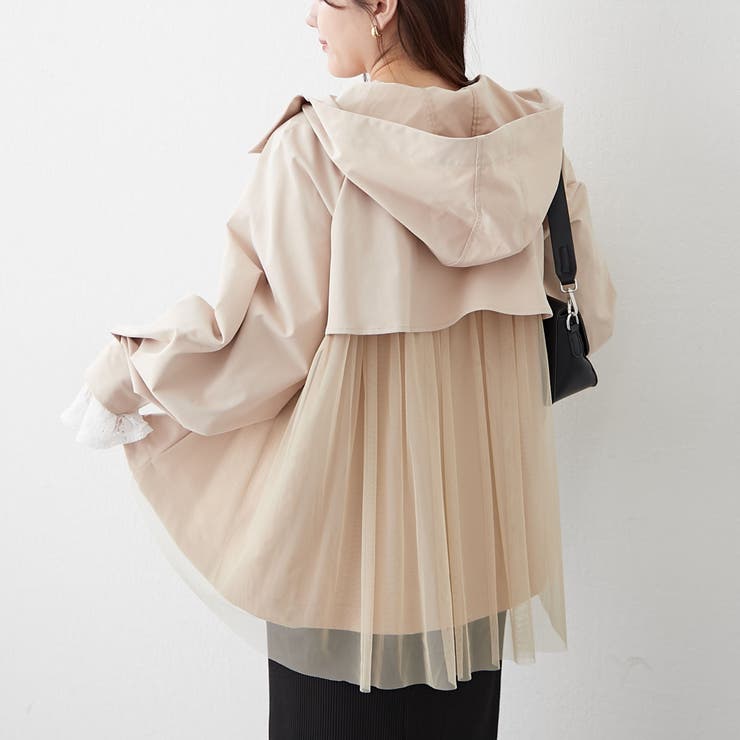 ベージュ | 後ろ姿まで美しく、バックチュールマウンテンパーカー | NICE CLAUP / OLIVE des OLIVE　OUTLET