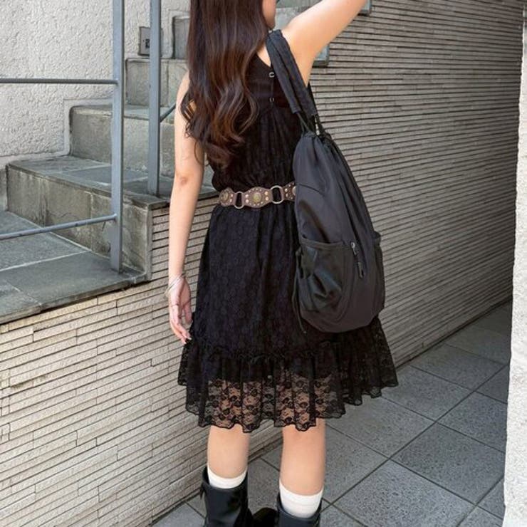 ❤️25新作 新品♡ SelfPortrait ブラウンキャミワンピース♡　D19 A part by（アパートバイ）の「デザインネックキャミワンピース