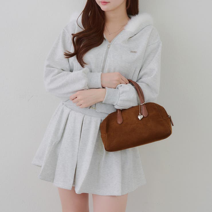 【セットアップ】空港コーデにおすすめ ファーパーカー×ミニスカート or | RMAF　NICE CLAUP / OLIVE des OLIVE | 詳細画像4 