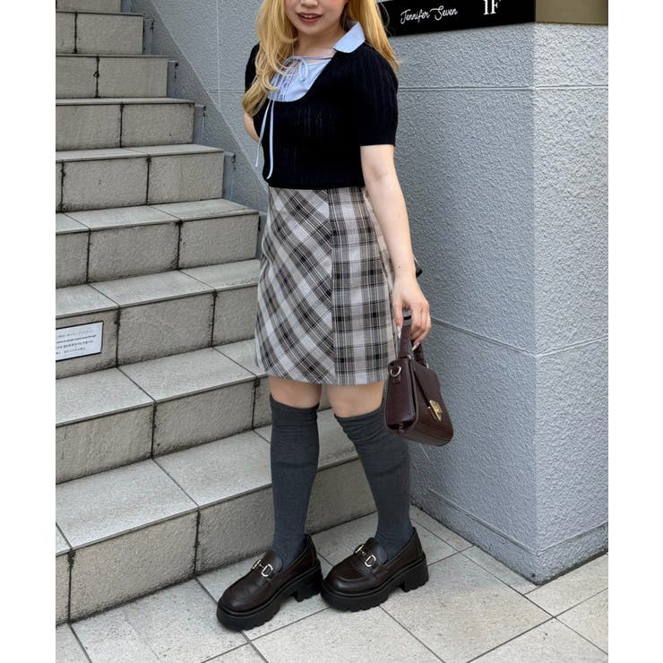 後ろ姿も可愛い、バックリボンミニスカート | RMAF　NICE CLAUP / OLIVE des OLIVE | 詳細画像13 