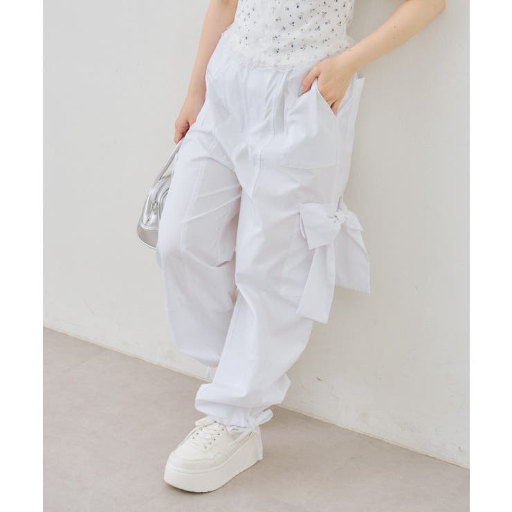 オフ | 大きなリボンのカーゴパンツ | RMAF　NICE CLAUP / OLIVE des OLIVE