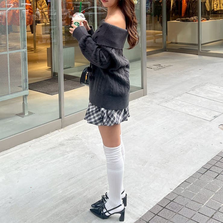 ポンポン付き オフショルケーブルプルオーバー | RMAF　NICE CLAUP / OLIVE des OLIVE | 詳細画像17 