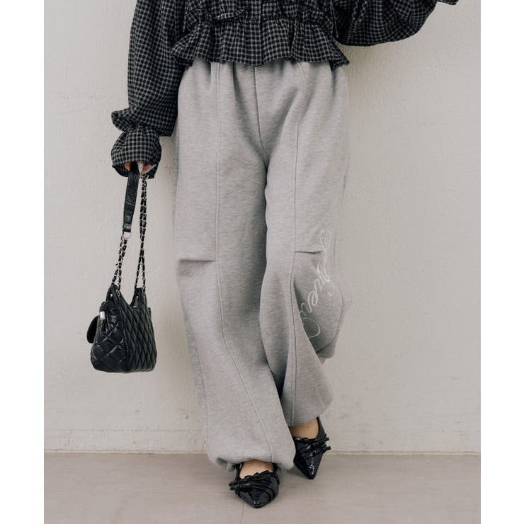 グレー | 【セットアップ対応】キラリと刺繍ロゴスウェットパンツ | RMAF　NICE CLAUP / OLIVE des OLIVE
