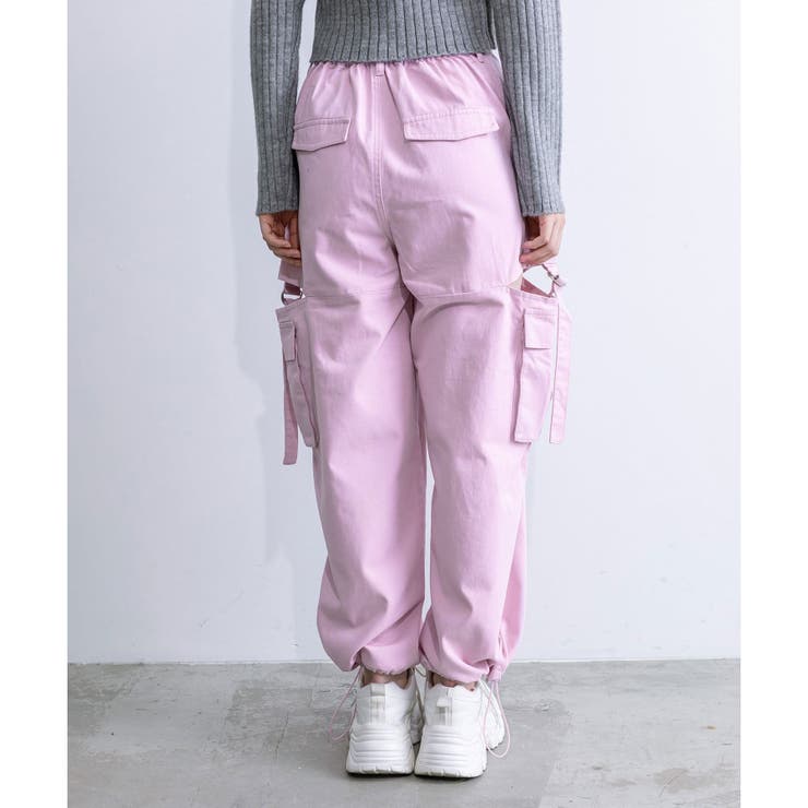 NDIA IS BEAUTIFUL カーゴパンツ　最終値下げ ABYS》立体感のあるワイドフォルム。サイドスリットカーゴパンツ