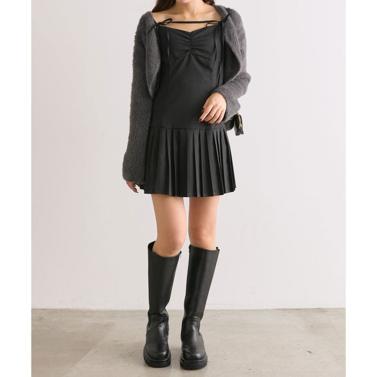 Olive des Olive Shion チェリープリーツミニワンピース 大好評につき再販売】Shion チェリープリーツミニワンピース