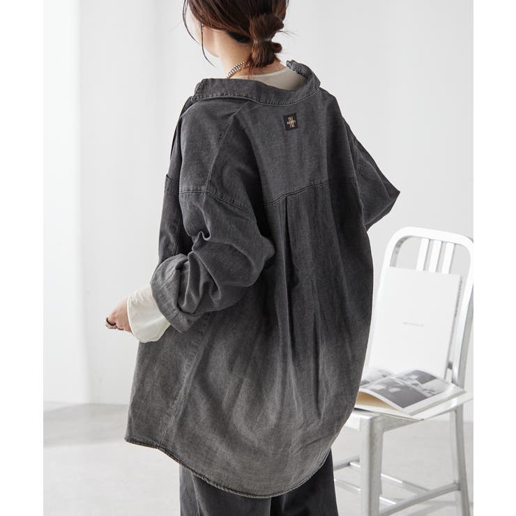 ブラック | 【ユニセックス】 グラデーションデニムBIGシャツ | NICE CLAUP / OLIVE des OLIVE　OUTLET