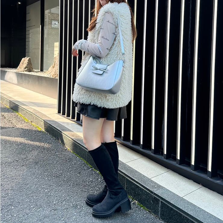 FILA♡【美品❣️】ふわふわフェイクファーのフーディベストＬ カールフェイクファーショートベスト（ベスト） | ZAMPA（ザンパ