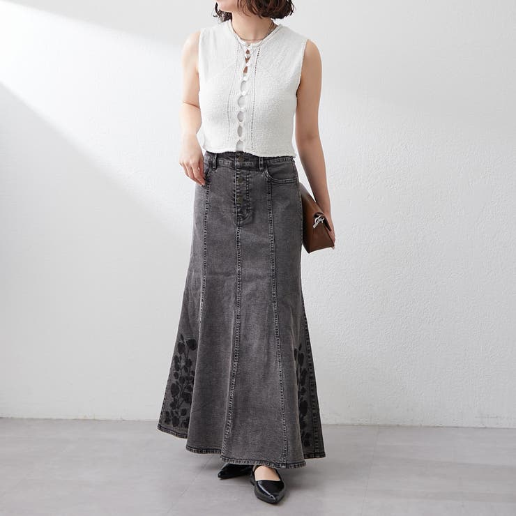 美品MADAME A PARIS金刺繍デニムスカート AMBIDEX Store △11.36ozムラ糸デニム ミディアムタイトスカート