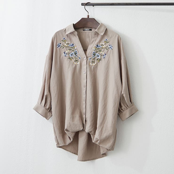 タケノコタック胸刺繍ブラウス[品番：OLOW0015761]｜RMAF NICE