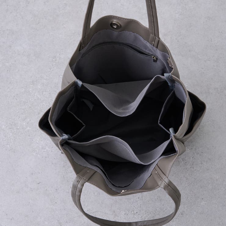 【美品】READYMAD オリーブ トートバッグ トートバッグ セパレートツールトート オリーブ(オリーブ