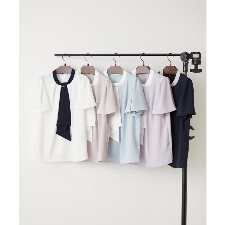 【Web限定】取り外し可能◎襟ぐりチャーム付きボウタイブラウス | NICE CLAUP / OLIVE des OLIVE　OUTLET | 詳細画像1 