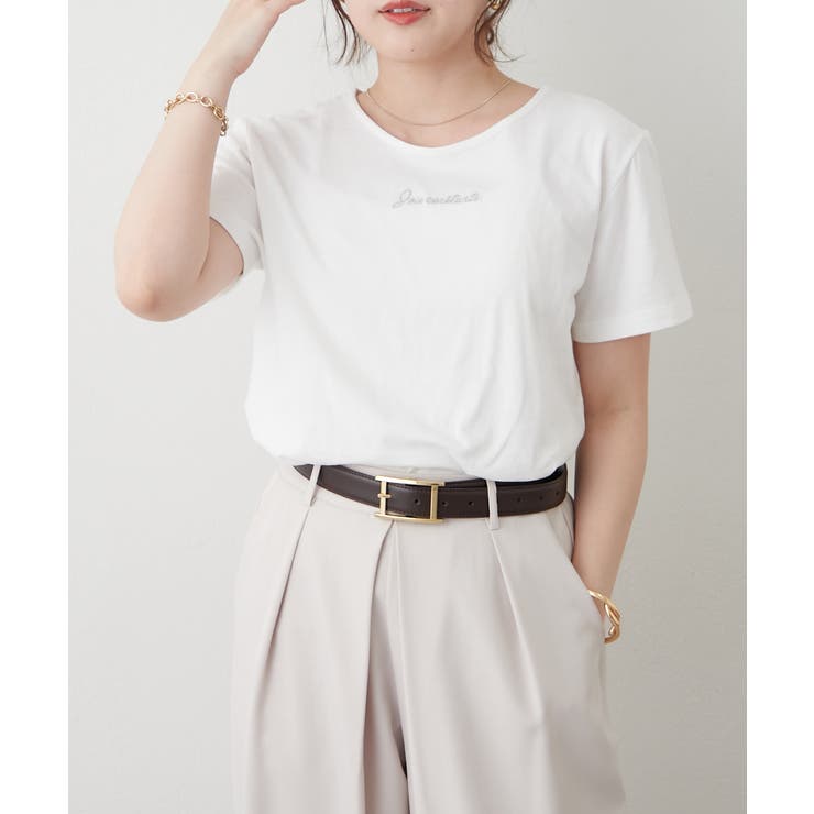 シンプルで着回しやすい、プレート付ロゴTシャツ | RMAF　NICE CLAUP / OLIVE des OLIVE | 詳細画像2 
