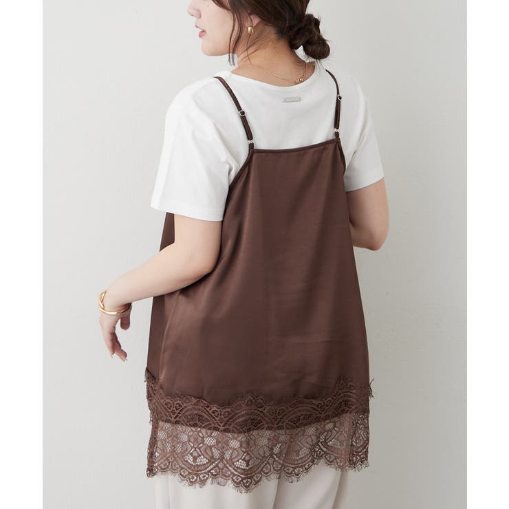 シンプルで着回しやすい、プレート付ロゴTシャツ | RMAF　NICE CLAUP / OLIVE des OLIVE | 詳細画像6 