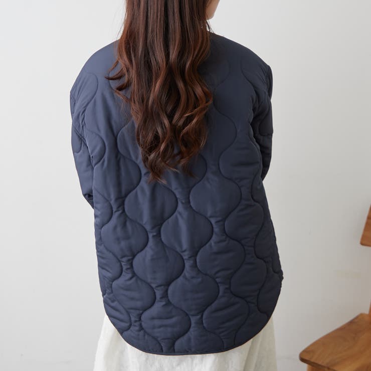 軽くて暖かい、パイピングキルトジャケット | RMAF　NICE CLAUP / OLIVE des OLIVE | 詳細画像22 