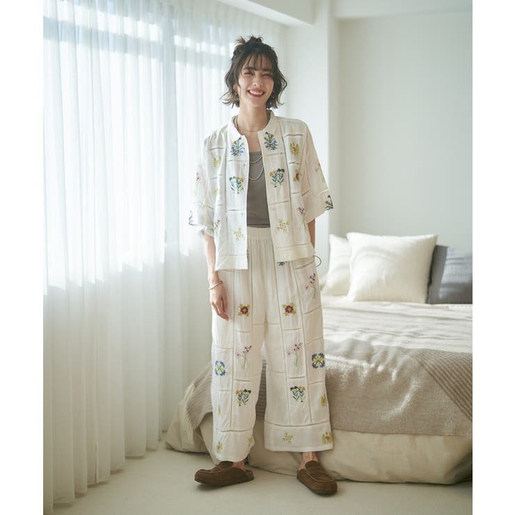 【nane】セットアップ対応 刺繍ブラウス | RMAF　NICE CLAUP / OLIVE des OLIVE | 詳細画像3 