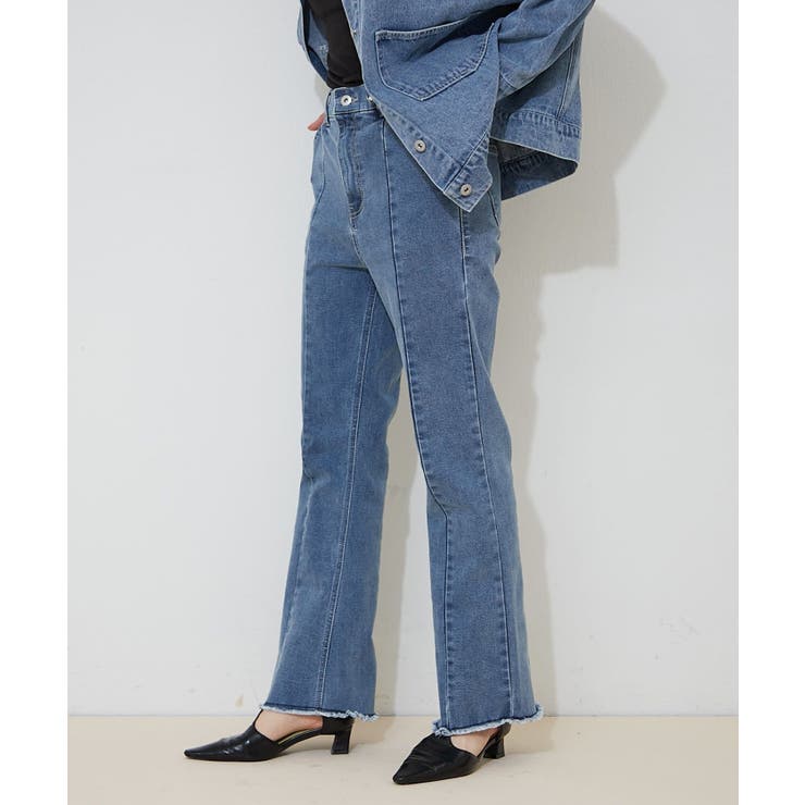 ブルー | 【M/Lサイズ展開】ストレッチデニムフレアーパンツ | RMAF　NICE CLAUP / OLIVE des OLIVE