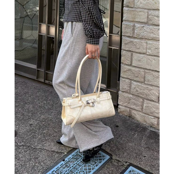 【Autumn Bag Series】ベルトボストンバッグ | NICE CLAUP / OLIVE des OLIVE　OUTLET | 詳細画像2 