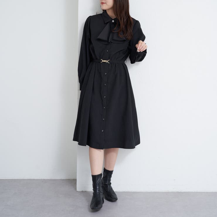 アソートボウタイミニワンピース[品番：OLOW0011106]｜RMAF NICE CLAUP