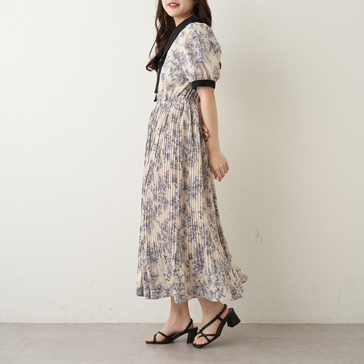 配色プリーツ花柄ワンピース[品番：OLOW0012638]｜OLIVE des OLIVE 