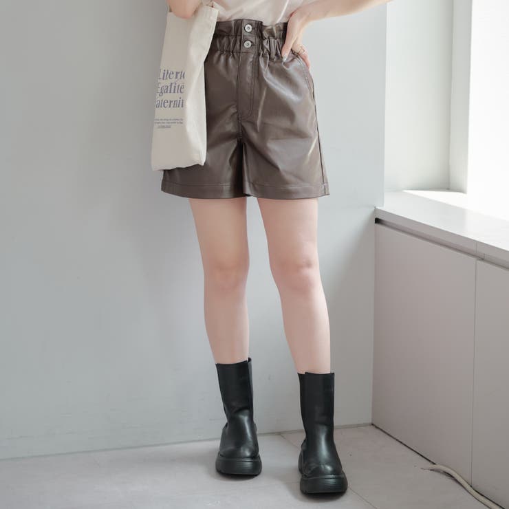 新品未使用 SACRA ショートパンツ フェイクレザー エコレザー 楽天市場】エコレザーショートパンツ ショートパンツ レディース