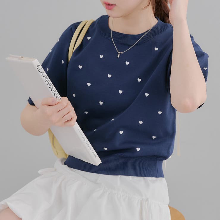 ガーリーコーデにおすすめ】ハート刺繍ニット[品番：OLOW0015471