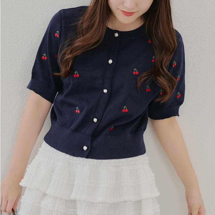 【ガーリーコーデにおすすめ】チェリー刺しゅうカーデイガン | NICE CLAUP / OLIVE des OLIVE　OUTLET | 詳細画像2 