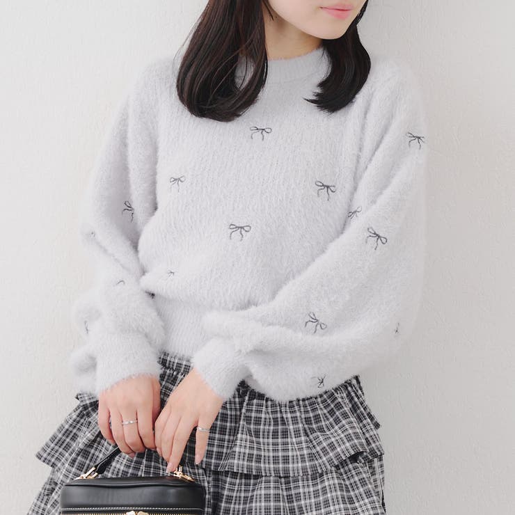 リボン刺しゅうフェザープルオーバー | RMAF　NICE CLAUP / OLIVE des OLIVE | 詳細画像2 