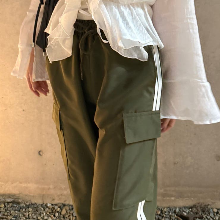 脇ライン入りカーゴパンツ | RMAF　NICE CLAUP / OLIVE des OLIVE | 詳細画像27 