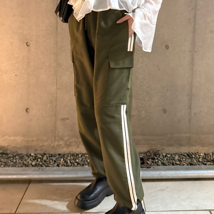 カーキ | 脇ライン入りカーゴパンツ | RMAF　NICE CLAUP / OLIVE des OLIVE