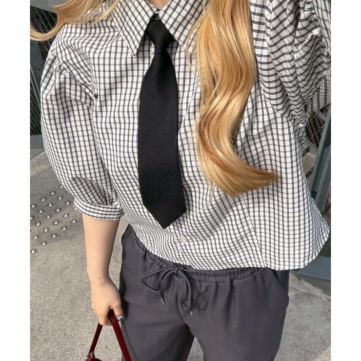 スクールネクタイ付シャツ | NICE CLAUP / OLIVE des OLIVE　OUTLET | 詳細画像1 