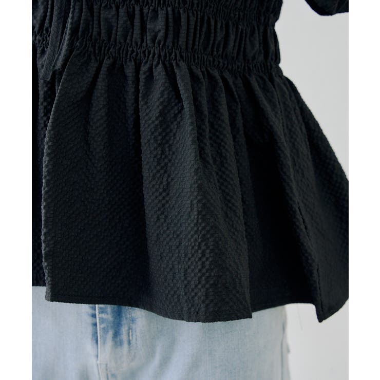 【Web限定】シャーリングペプラムブラウス | NICE CLAUP / OLIVE des OLIVE　OUTLET | 詳細画像3 