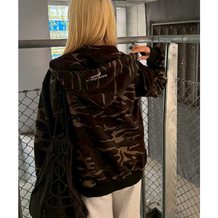 配色BIGロゴZIPパーカー[品番：NCLW0018296]｜NICE CLAUP / OLIVE des