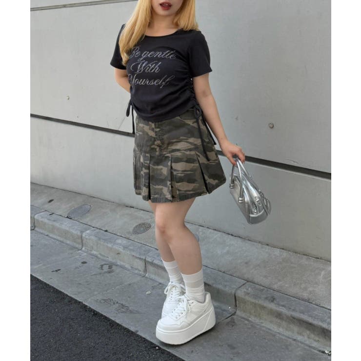 アソートラインストーンロゴ脇ギャザーTシャツ | NICE CLAUP / OLIVE des OLIVE　OUTLET | 詳細画像10 