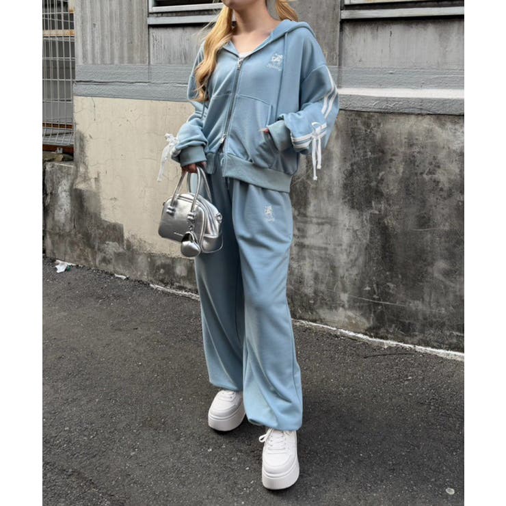 サックス | 【セットアップ】キラキラ空港コーデ | RMAF　NICE CLAUP / OLIVE des OLIVE