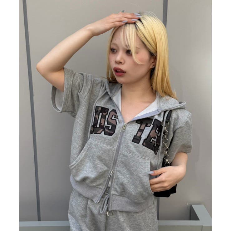 BIGロゴパーカー空港セットアップ | NICE CLAUP / OLIVE des OLIVE　OUTLET | 詳細画像4 