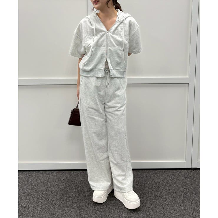 オートミール | 【セットアップ】キラキラパーカー空港コーデ | NICE CLAUP / OLIVE des OLIVE　OUTLET