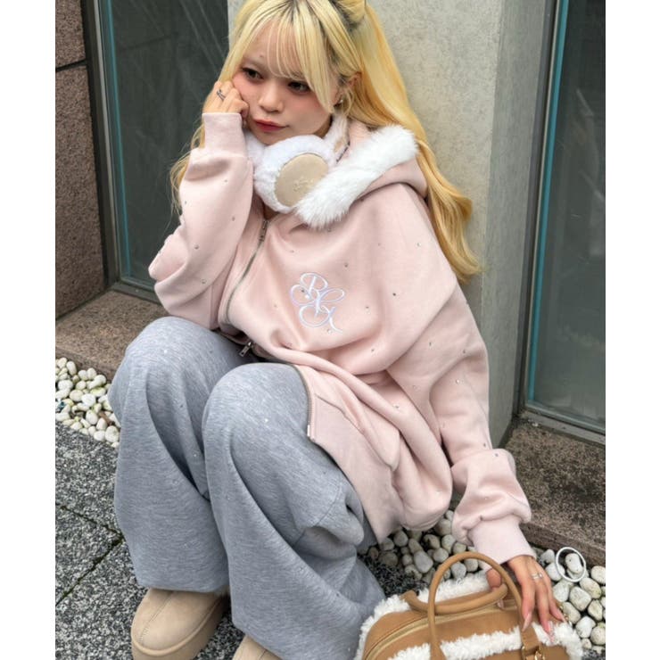 ピンク | 【5色展開】ラインストーンビッグファーパーカー | RMAF　NICE CLAUP / OLIVE des OLIVE