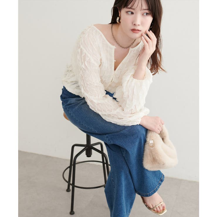 【natural couture】キャッチーな波々フリル２WAYブラウス | NICE CLAUP / OLIVE des OLIVE　OUTLET | 詳細画像3 