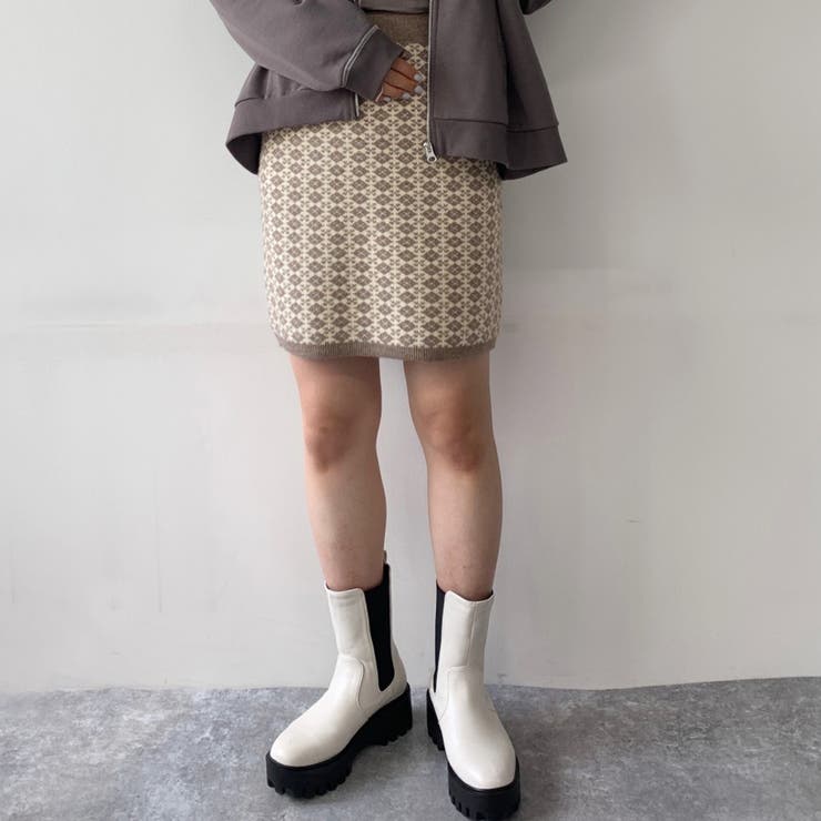 18ベージュ | ダブルジャカードスカート | NICOLE