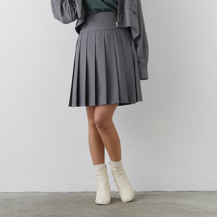 新品❤️ARCHIVIO グリーン プリーツスカート サテン変形プリーツスカート/Green Parks（グリーン パークス