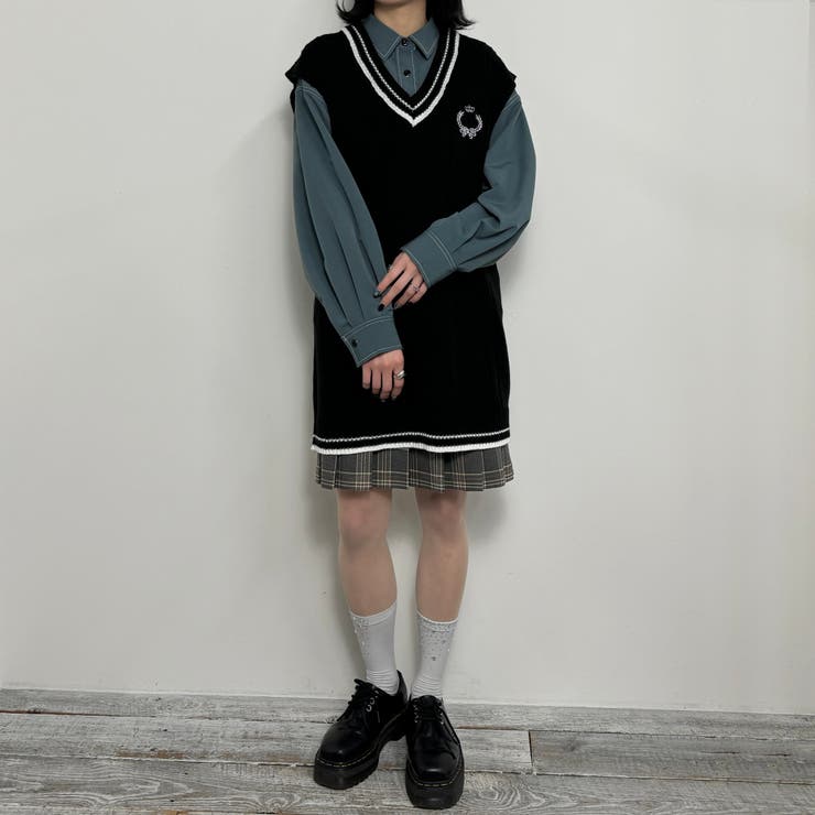 配色ケーブルニットベスト | NICOLE | 詳細画像18 