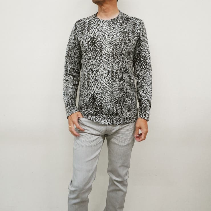 vivian 長袖 クルーネック カットソー パッチワーク柄 総柄ジャカードクルーネックカットソー[品番：NICW0008229]｜NICOLE