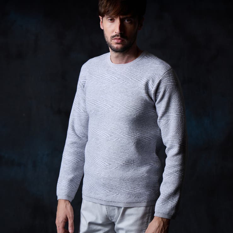 09ホワイト | 幾何学風バイヤス柄クルーネックニット | NICOLE