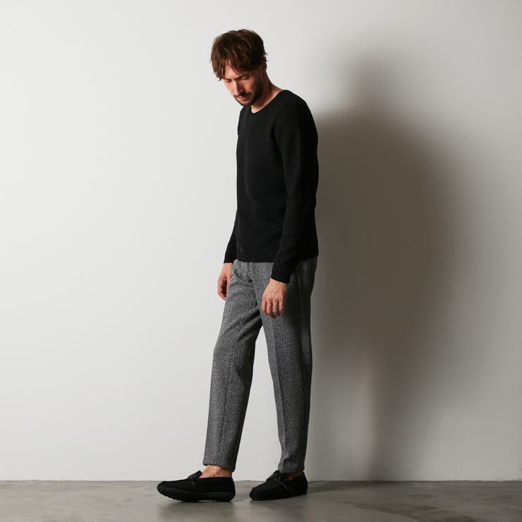 バイヤスジャガードクルーネックニット | NICOLE | 詳細画像10 