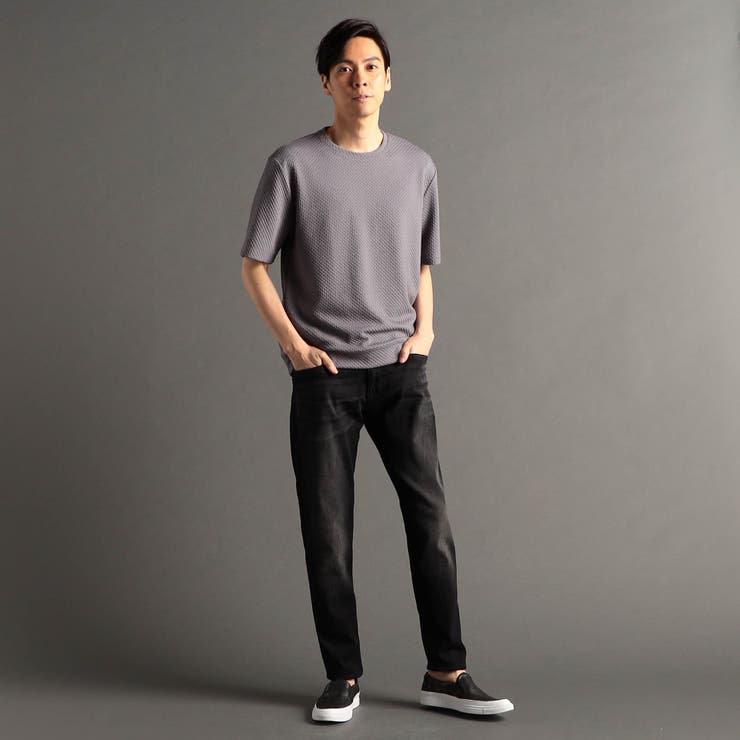 JULIUS ジオメトリックノースリーブカットソー
