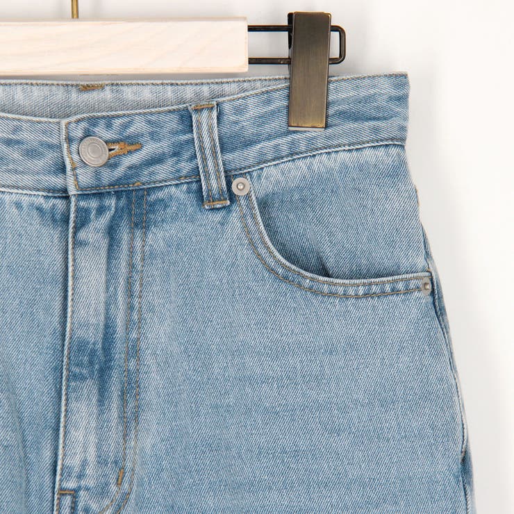 ニコルです センターライン入りデニムパンツ[品番：NICW0006394]｜NICOLE