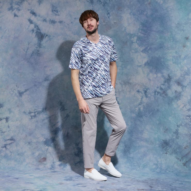 バイアスグラデーションロゴプリントVネック半袖Ｔシャツ | NICOLE | 詳細画像4 